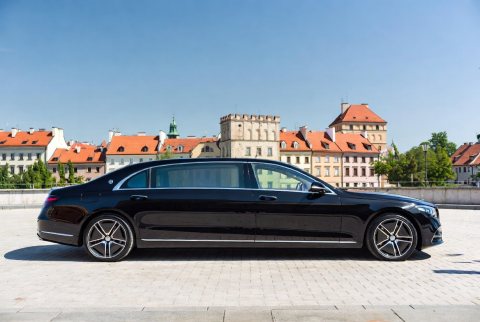 Lincoln Continental — ogłoszenie demo