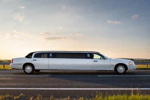 Cadillac DeVille — ogłoszenie demo