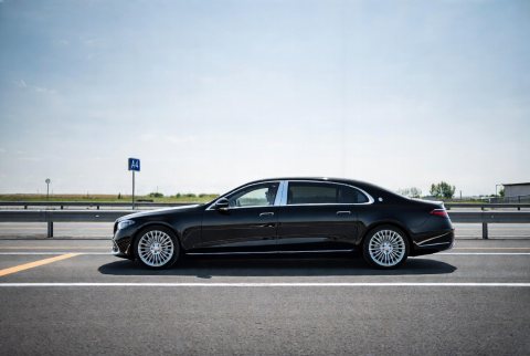 Cadillac Escalade — ogłoszenie demo