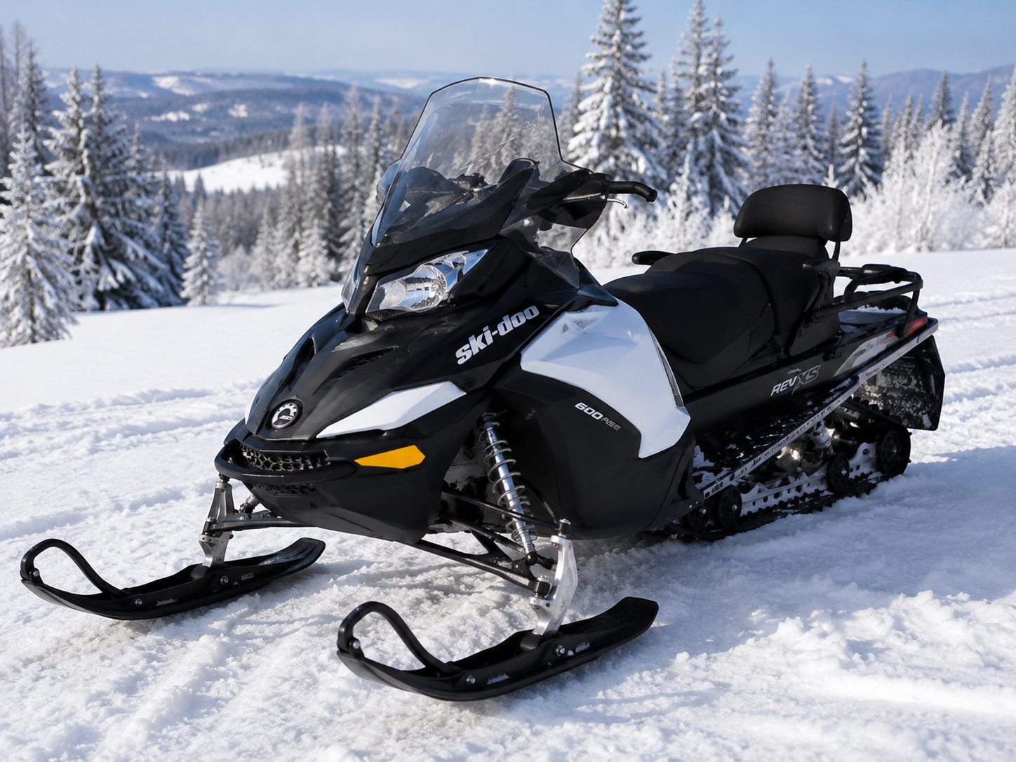 Polaris RMK — Crossover — ogłoszenie demo