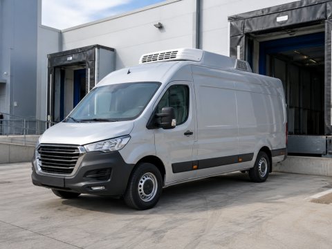 Mercedes-Benz Klasa E — ogłoszenie demo
