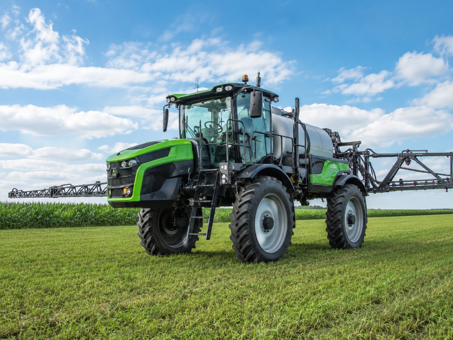 Ciągniki rolnicze Agco — ogłoszenie demo