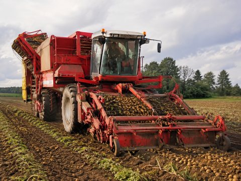 Ciągniki rolnicze Farm Pro — ogłoszenie demo