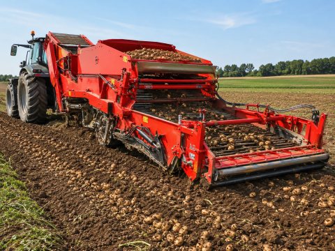 Ciągniki rolnicze Montana Tractors — ogłoszenie demo