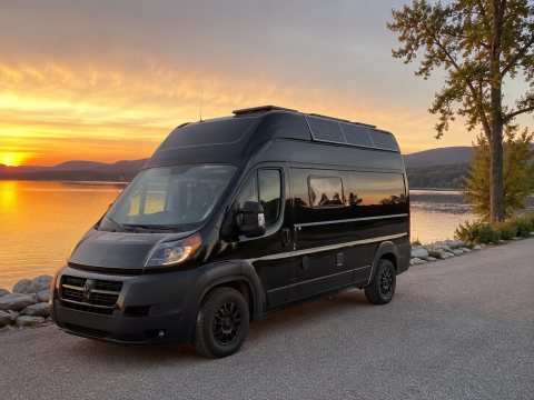 Mobilvetta Alkowa — Renault Master — ogłoszenie demo